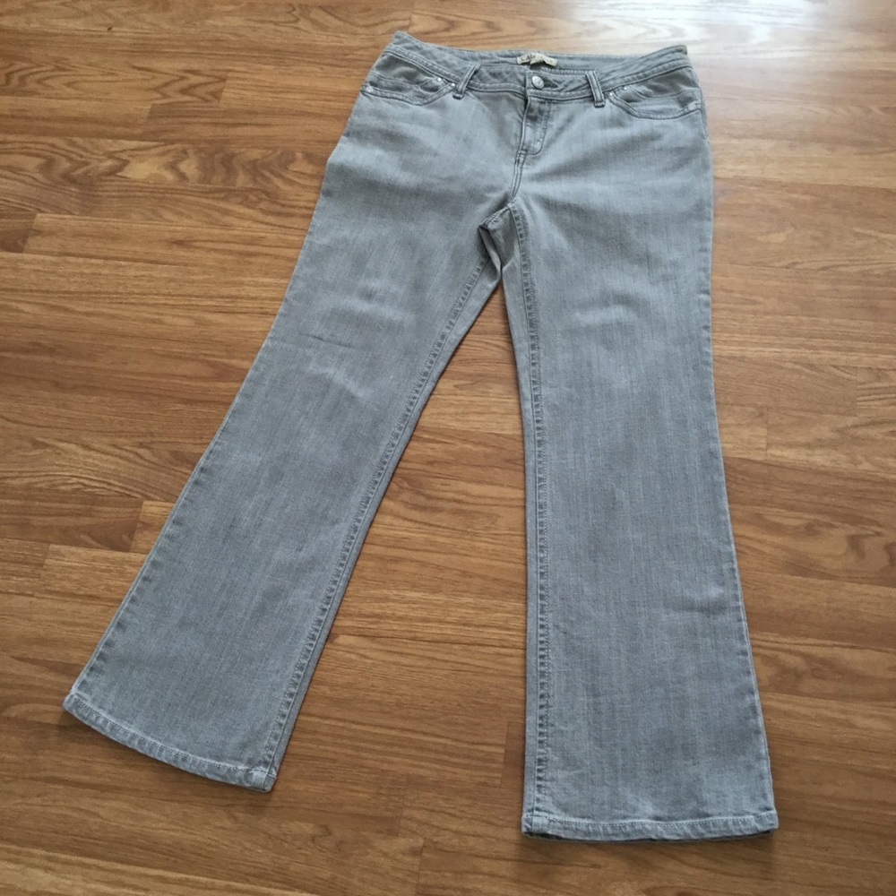 Cabi Gray Contemporary Fit Jeans Size 10